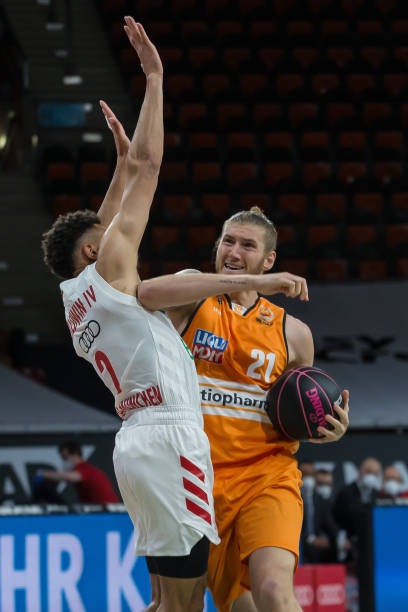 场逼平对手 场逼平对手