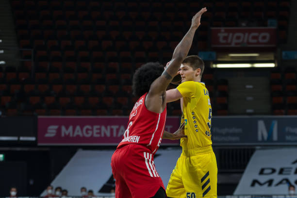 以高端酒店 以高端酒店